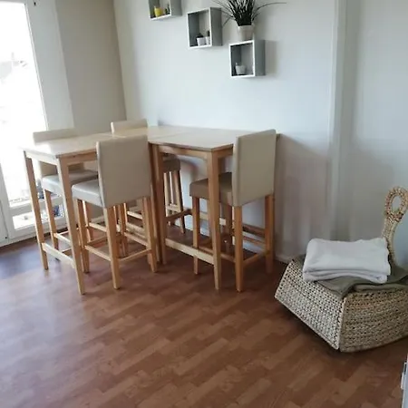 Chez Lucie Proche Gare Et Centre Apartment